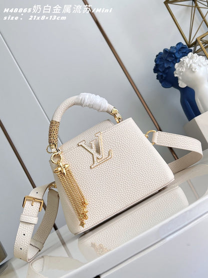 Anum Bags ln Luxury Bag --96478