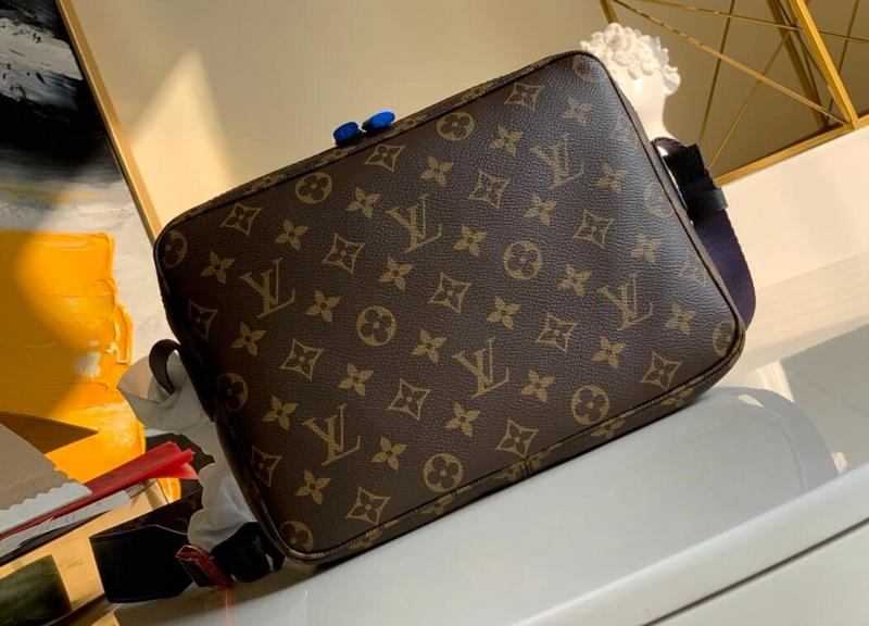 Anum Bags Detail