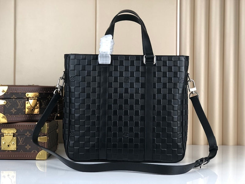 Anum Bags ln Luxury Bag --60671