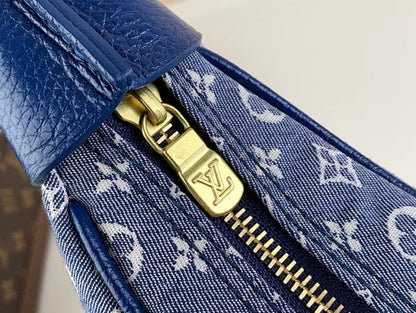 Anum Bags ln Luxury Bag --57714