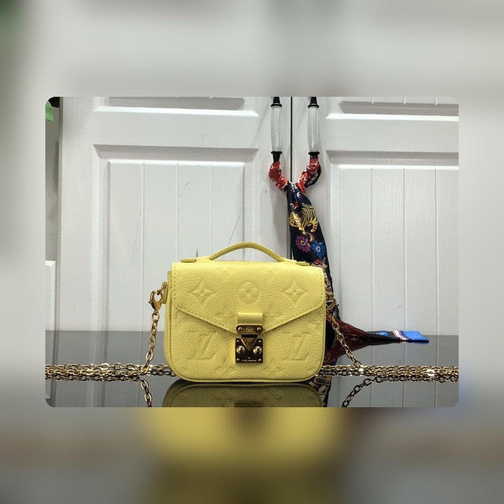 Anum Bags Detail