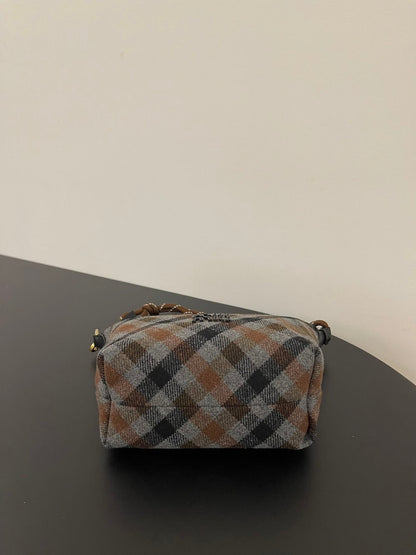 Anum Bags Miun Miun Luxury Bag --122731