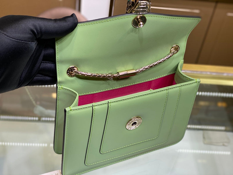 Anum Bags Detail
