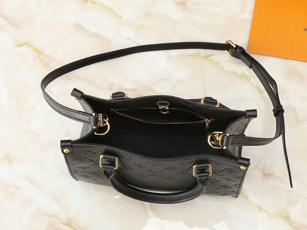 Anum Bags ln Luxury Bag --76472