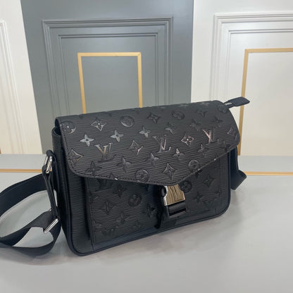 Anum Bags ln Luxury Bag --70423