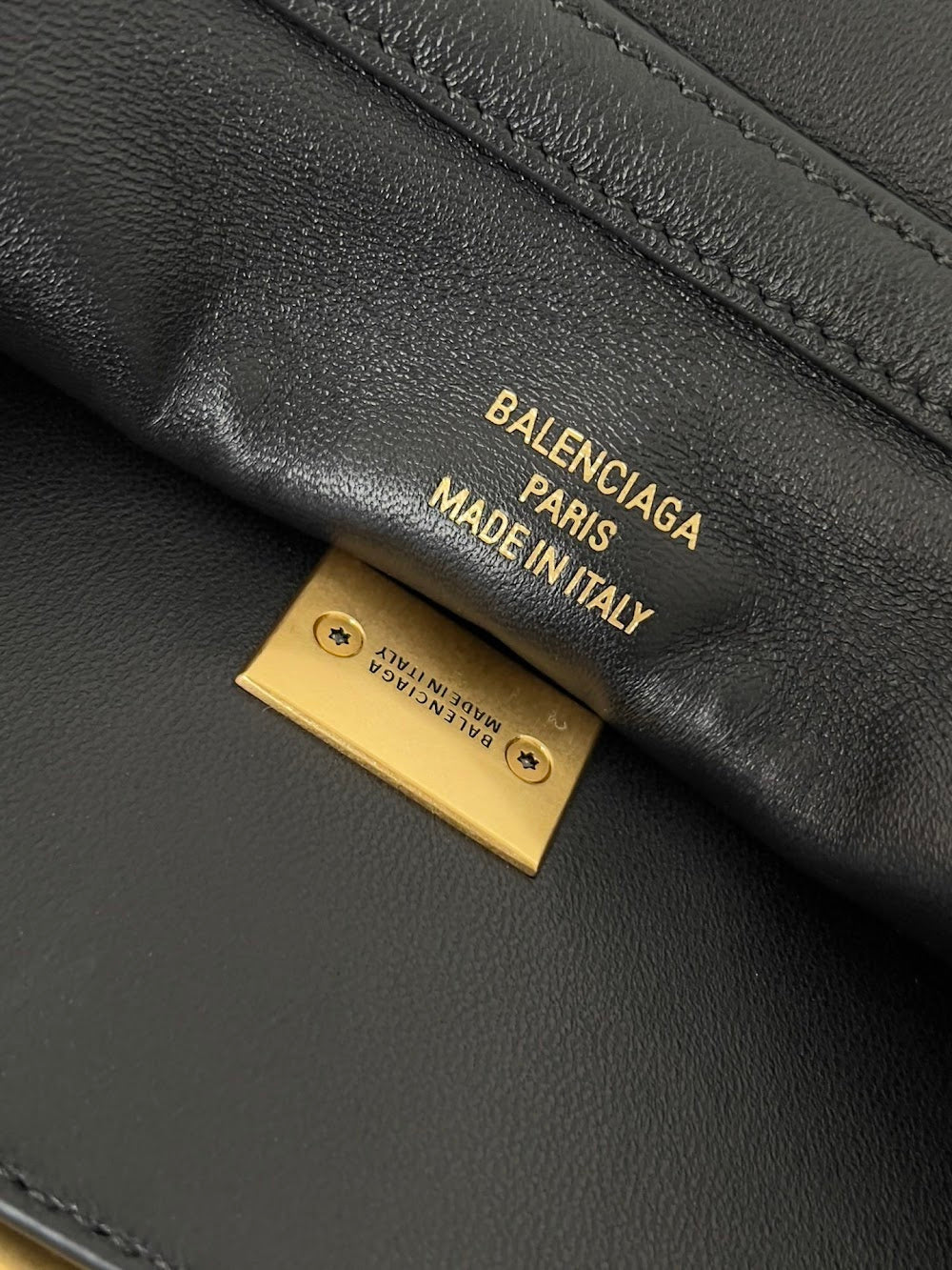 Anum Bags Balenciaga Luxury Bag --111625