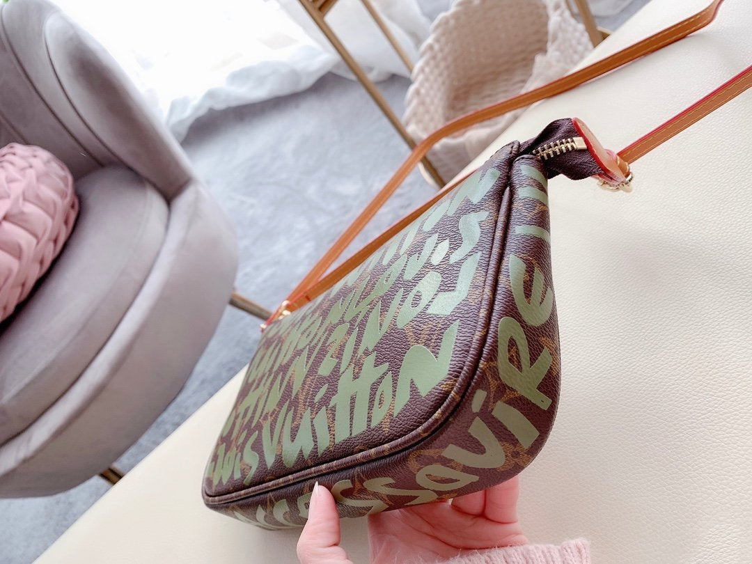 Anum Bags Detail