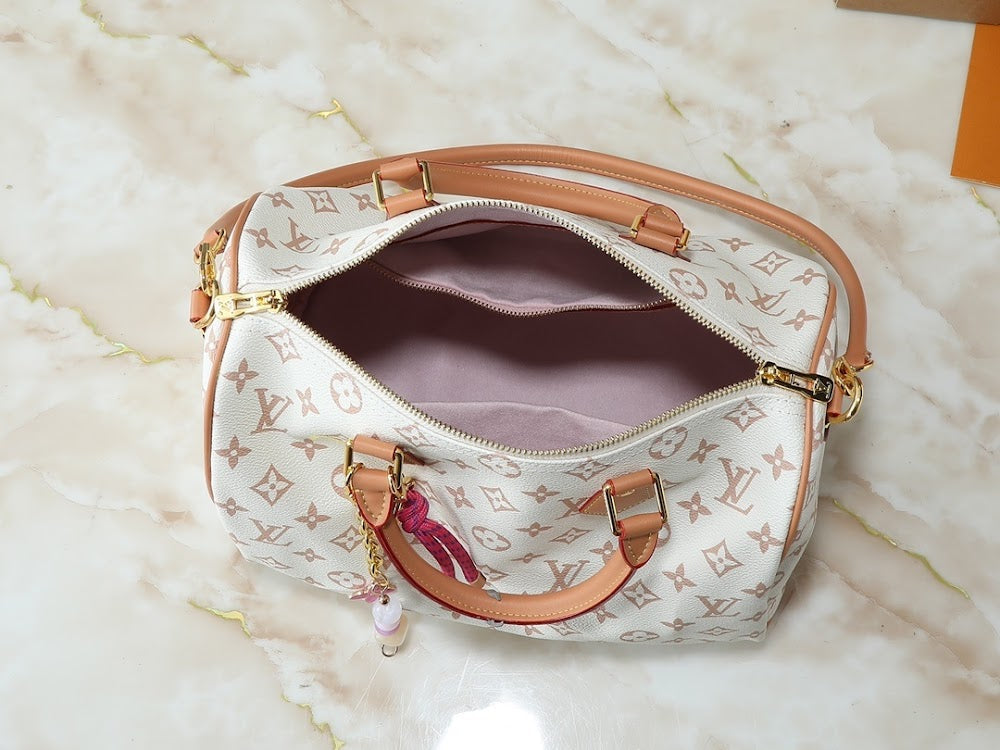 Anum Bags ln Luxury Bag --77265