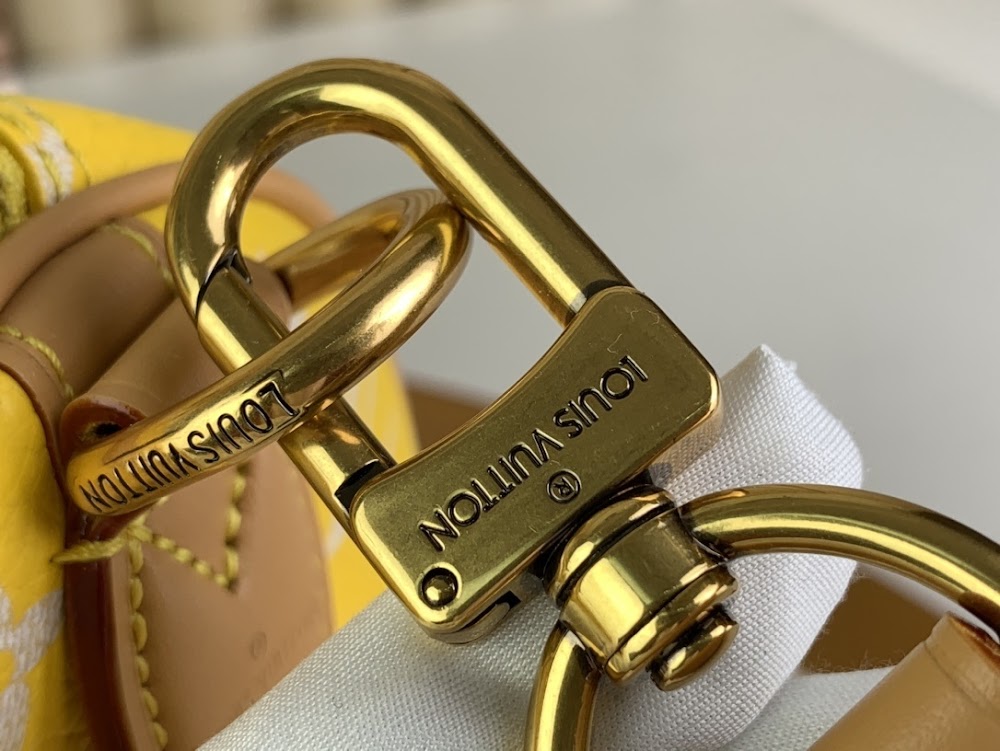 Anum Bags ln Luxury Bag --62195