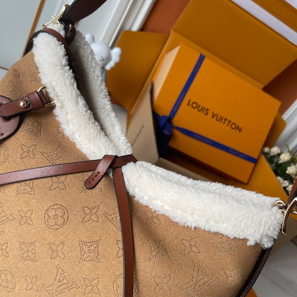 Anum Bags ln Luxury Bag --76514