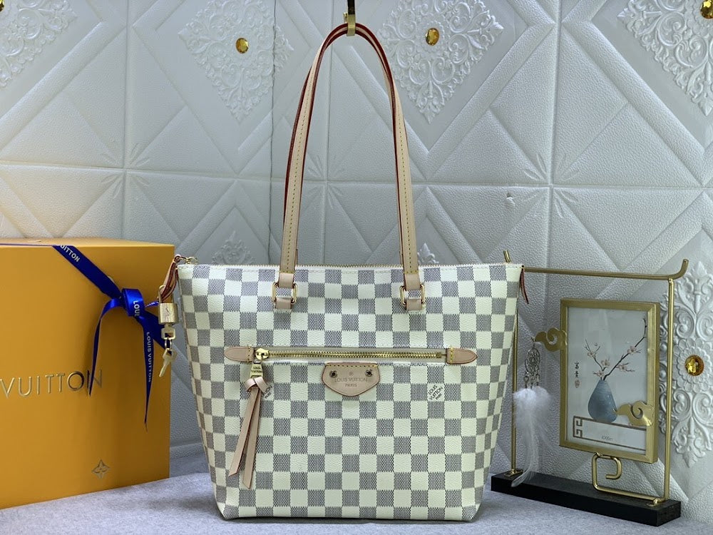 Anum Bags ln Luxury Bag --75720