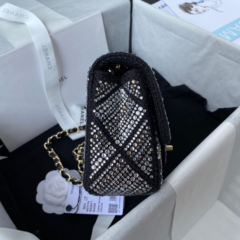 Anum Bags Detail