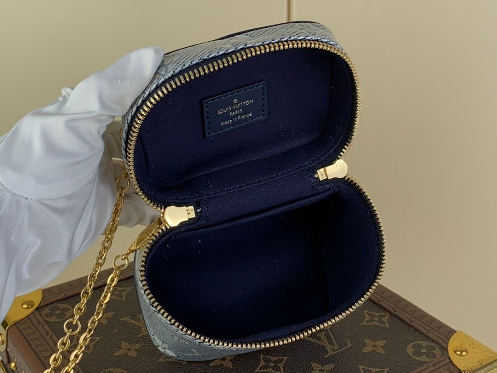 Anum Bags ln Luxury Bag --61762