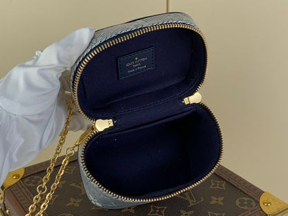 Anum Bags ln Luxury Bag --61762