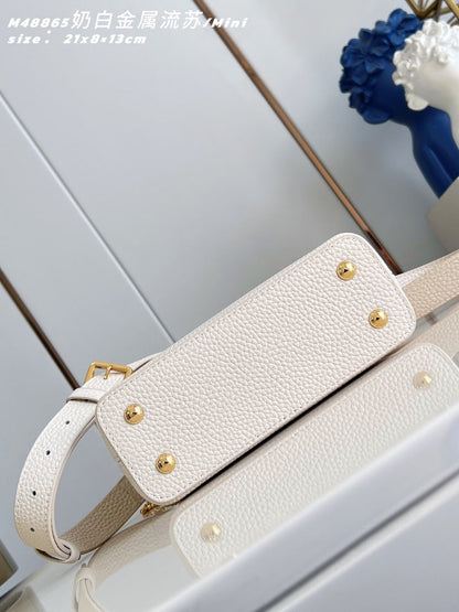 Anum Bags ln Luxury Bag --96478
