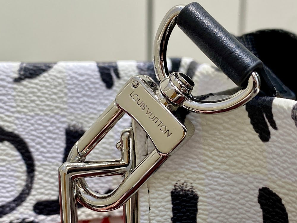 Anum Bags ln Luxury Bag --97552