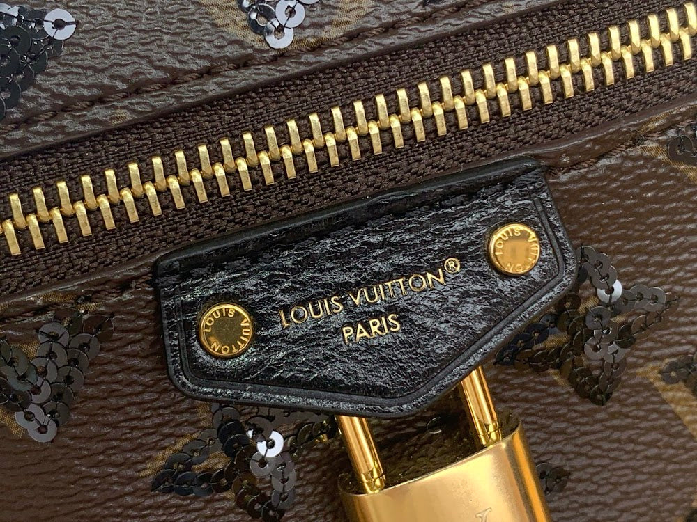 Anum Bags ln Luxury Bag --97607