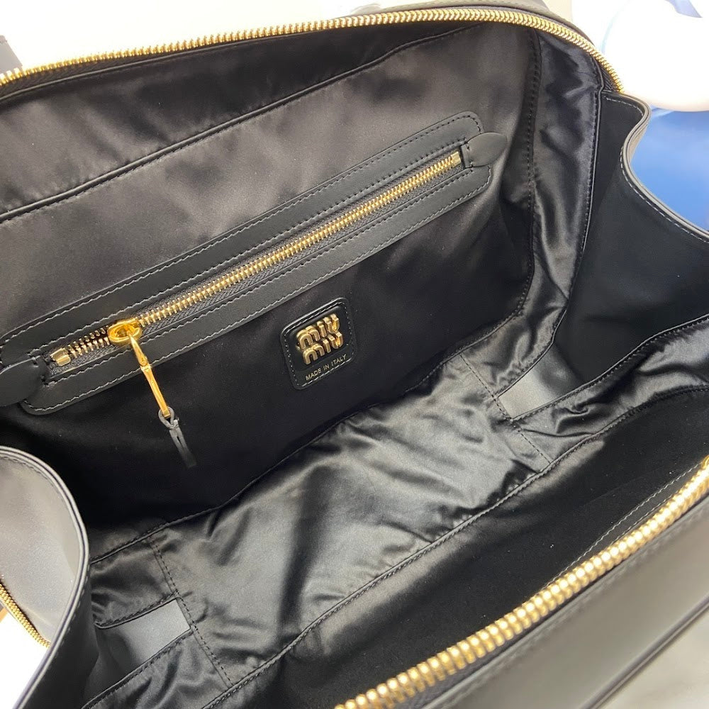 Anum Bags Miun Miun Luxury Bag --122210