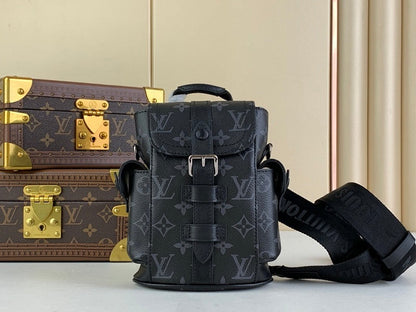 Anum Bags ln Luxury Bag --61979