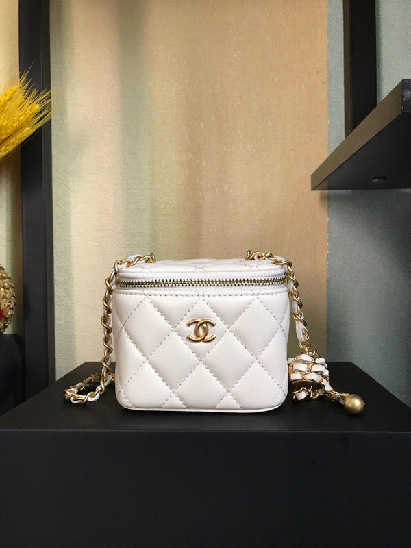 Anum Bags Detail