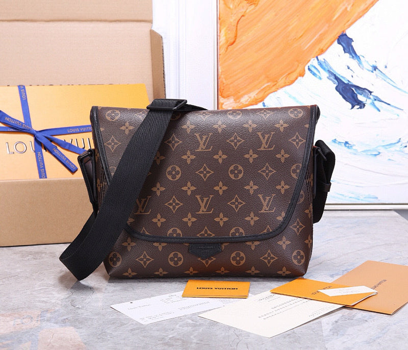 Anum Bags ln Luxury Bag --70501