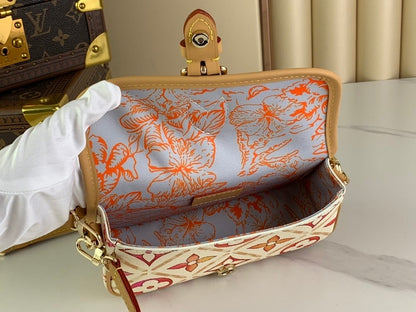 Anum Bags ln Luxury Bag --58917