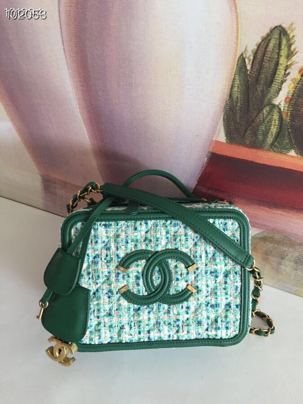 Anum Bags Detail