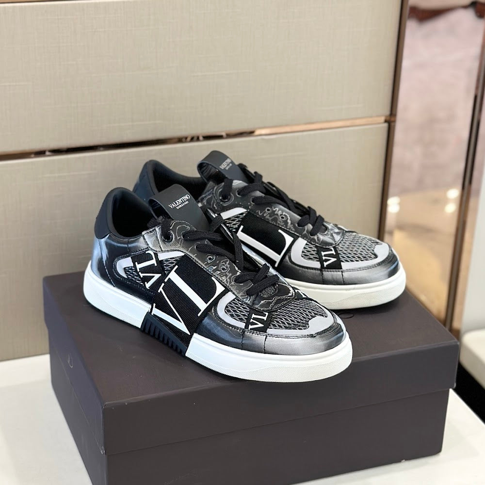 Anum Bags Valentino Luxury Shoes --52627