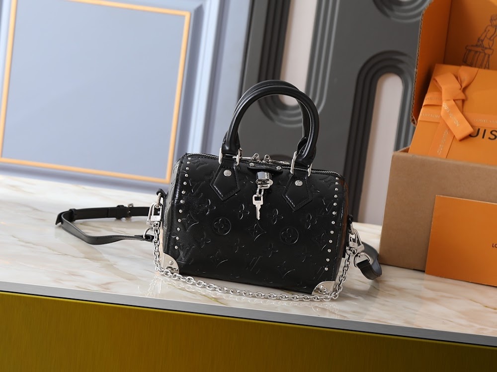 Anum Bags ln Luxury Bag --77641