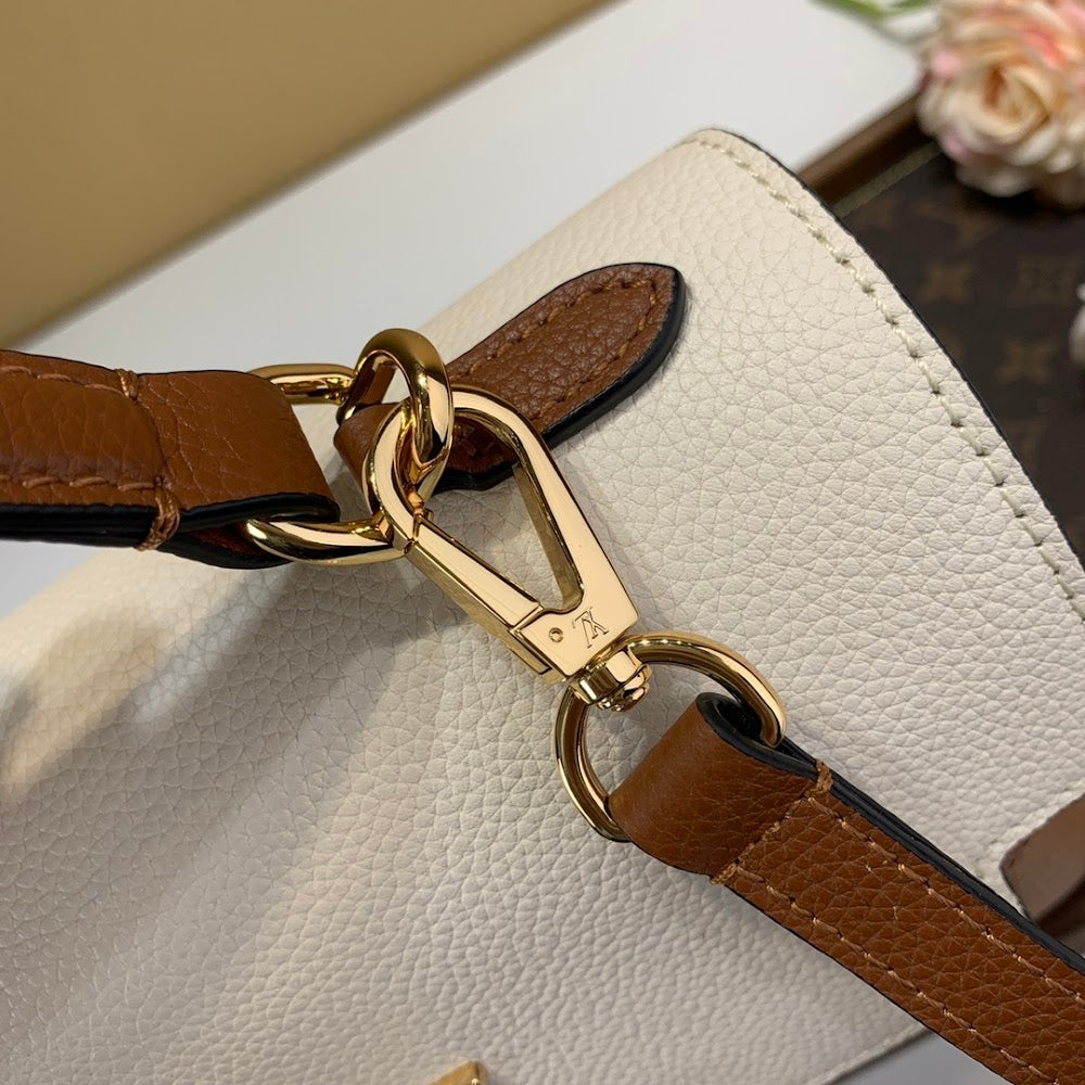 Anum Bags ln Luxury Bag --66107