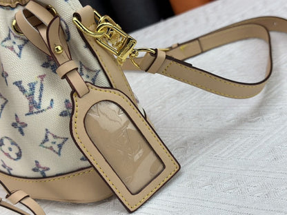 Anum Bags ln Luxury Bag --76137
