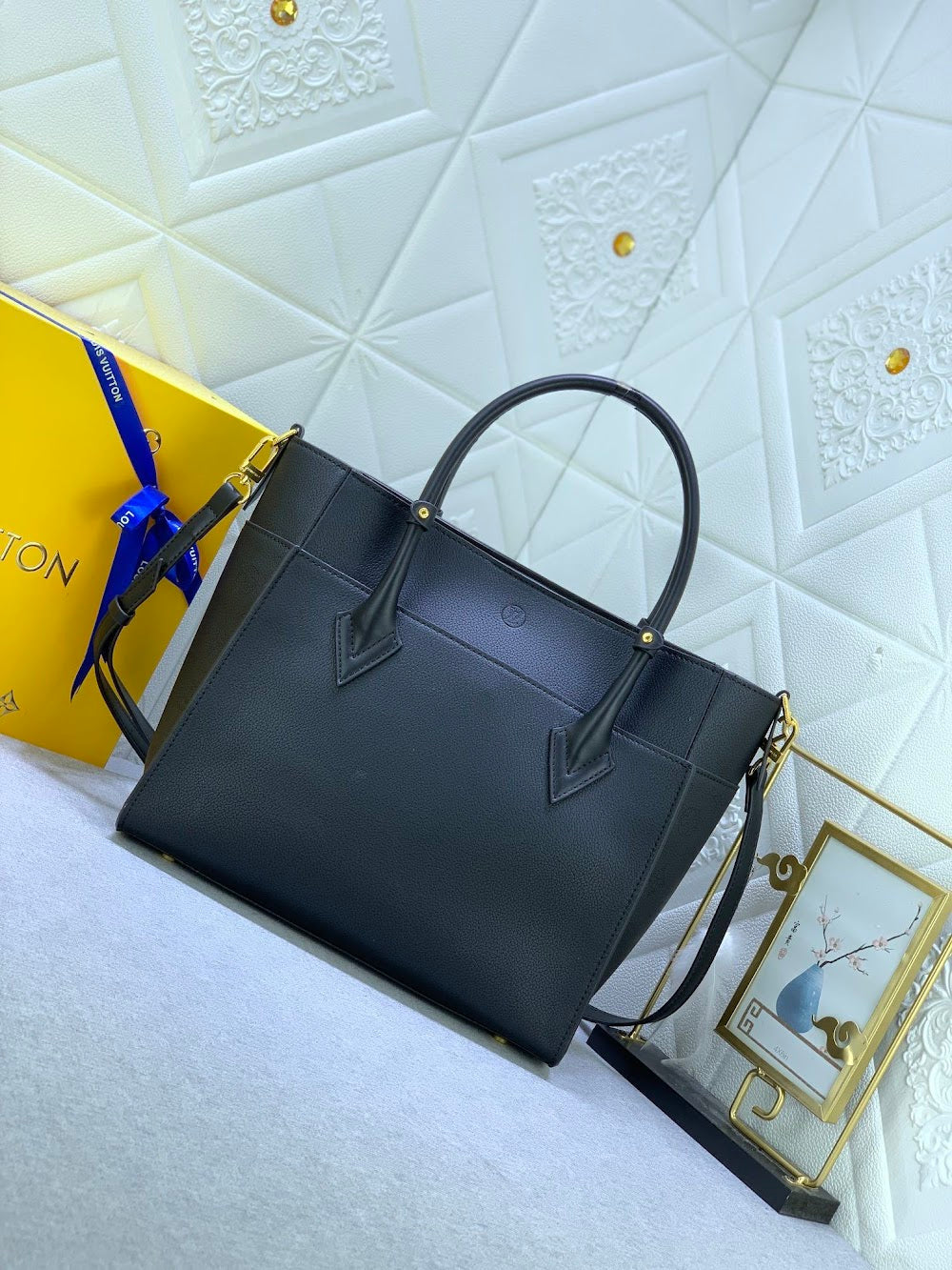 Anum Bags ln Luxury Bag --75916