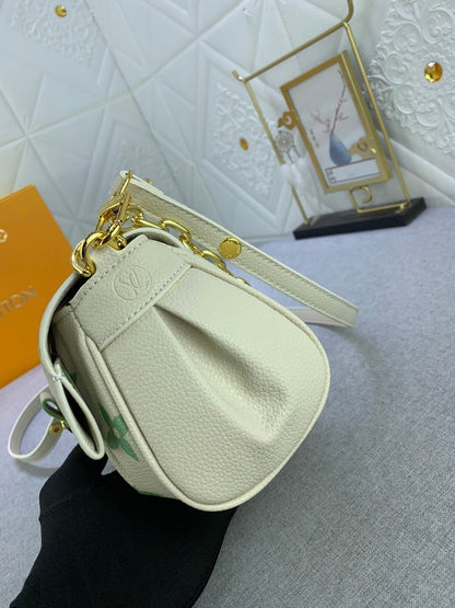 Anum Bags ln Luxury Bag --76077
