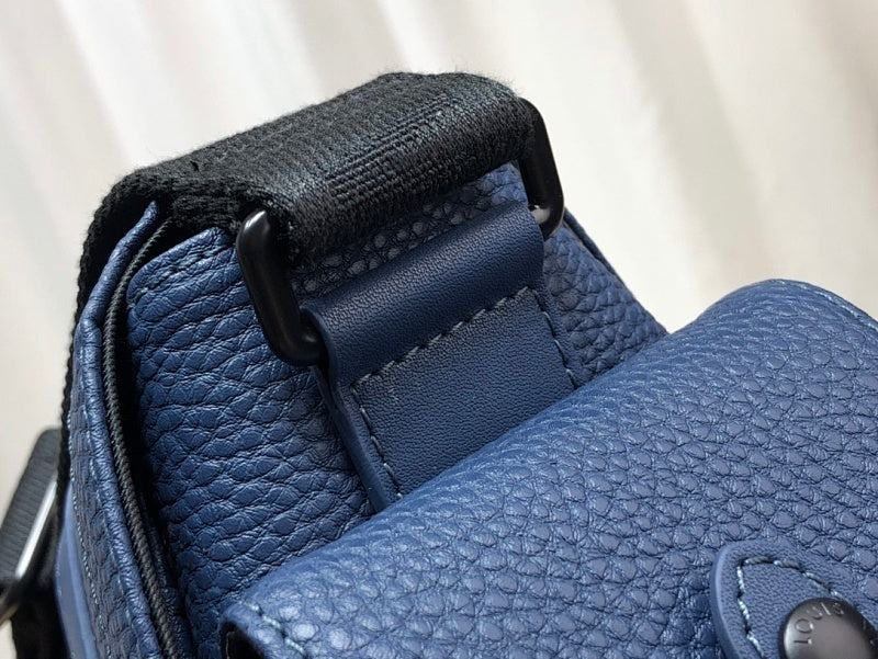 Anum Bags ln Luxury Bag --60216