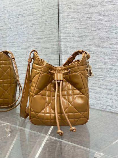 new-luxury-designer-bags-nm16656