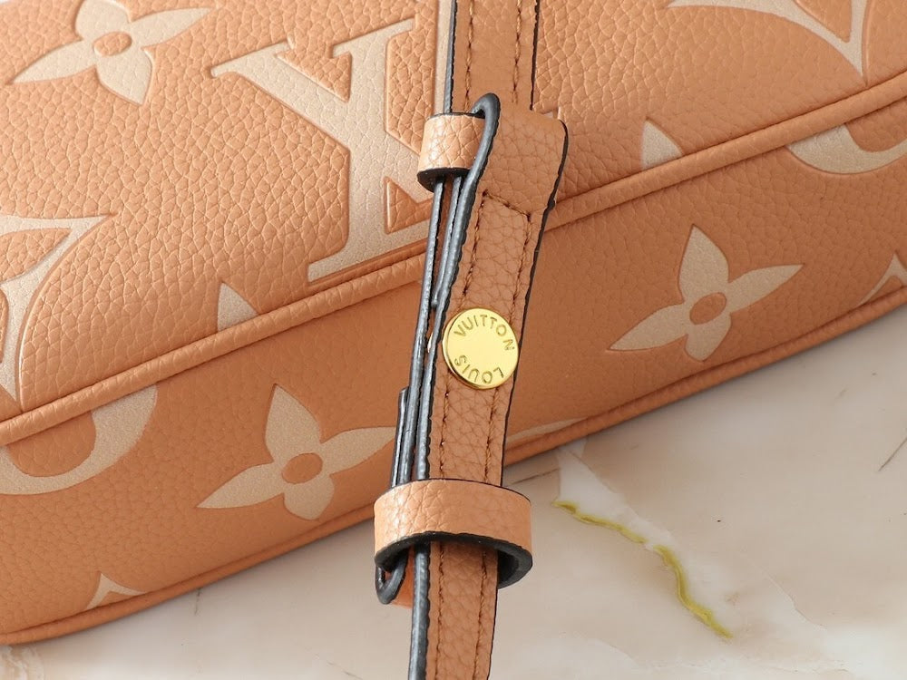 Anum Bags ln Luxury Bag --76490