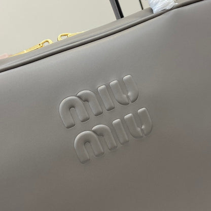 Anum Bags Miun Miun Luxury Bag --122205