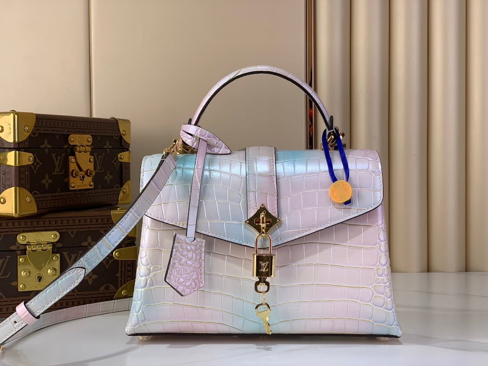 Anum Bags ln Luxury Bag --96246