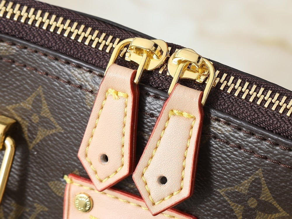 Anum Bags ln Luxury Bag --77264
