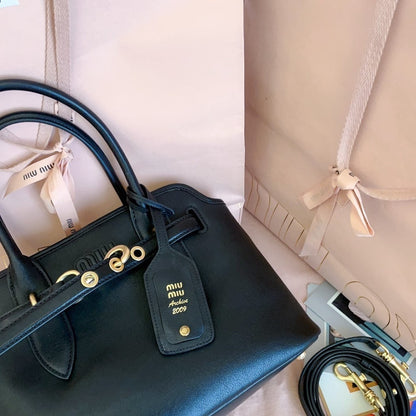 Anum Bags Miun Miun Luxury Bag --122785