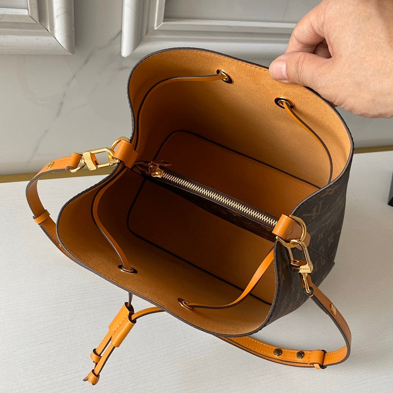Anum Bags ln Luxury Bag --56997