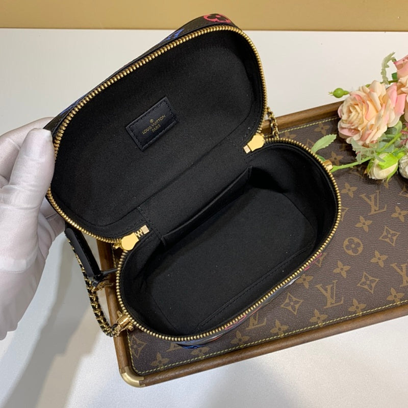 Anum Bags ln Luxury Bag --59364