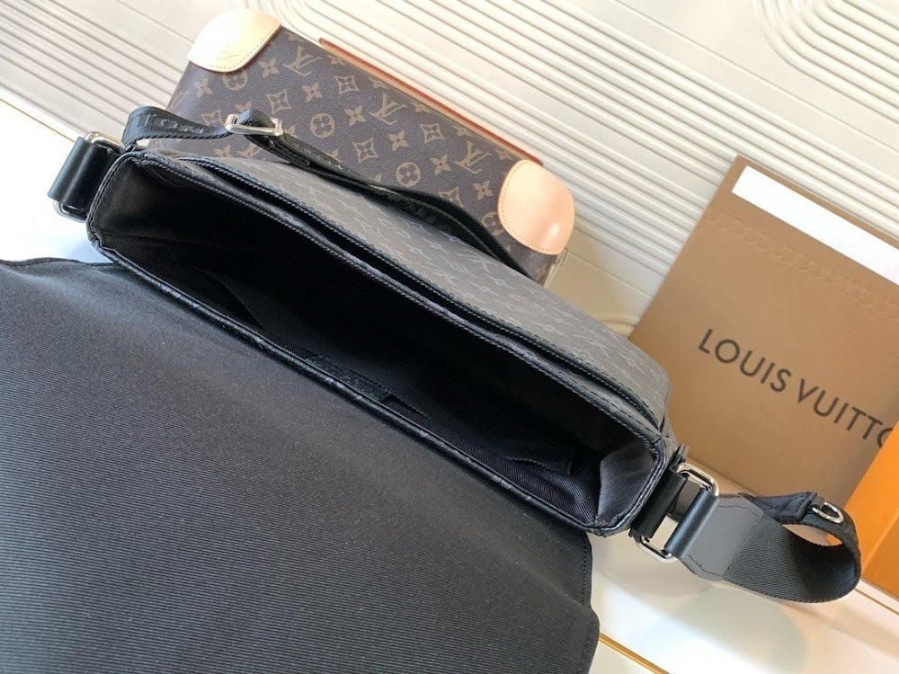 Anum Bags ln Luxury Bag --71470