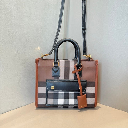 Anum Bags Burberryn Luxury Bag --92667