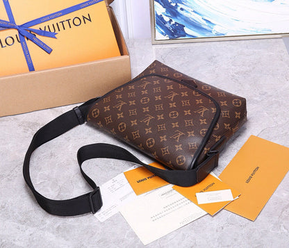 Anum Bags ln Luxury Bag --70501