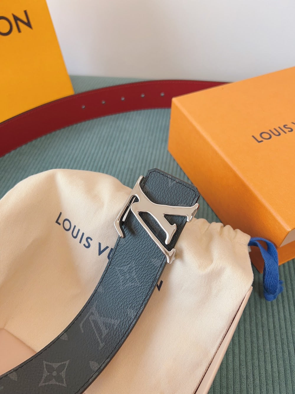Anum Bags ln Luxury Belt --100838