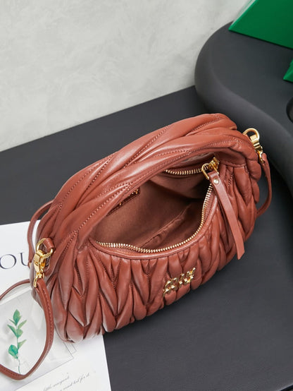 Anum Bags Miun Miun Luxury Bag --123132