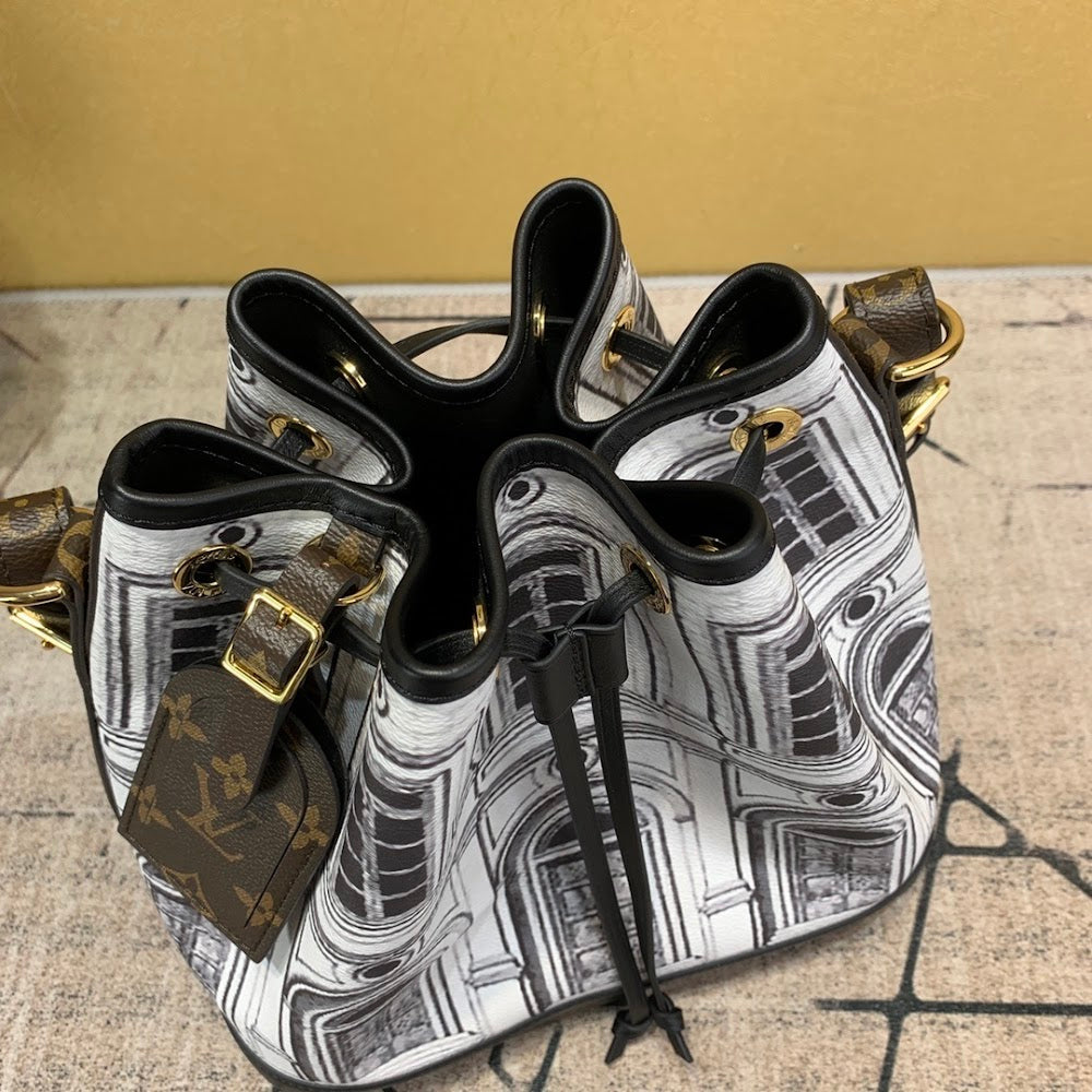 Anum Bags ln Luxury Bag --59824