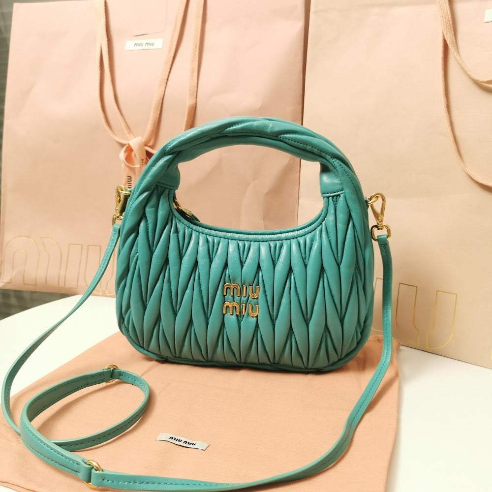 Anum Bags Miun Miun Luxury Bag --122947