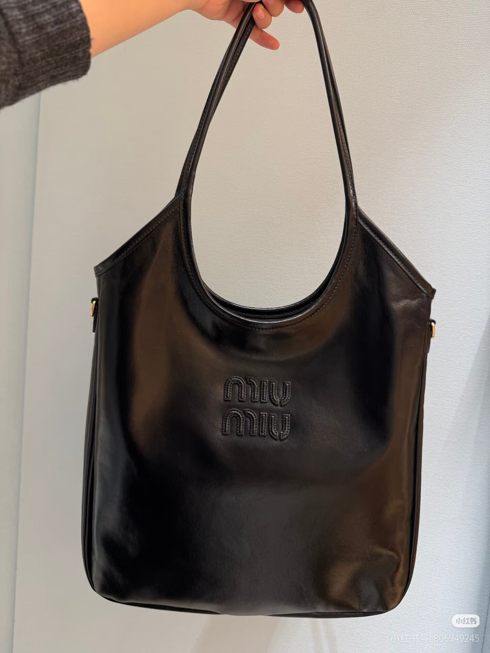 Anum Bags Miun Miun Luxury Bag --122949